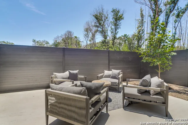 401 Oak Park Dr Unit B Boerne, TX 78006